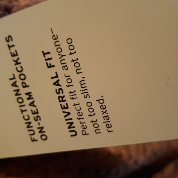 Eddie Bauer pullover - Picture 5 of 6